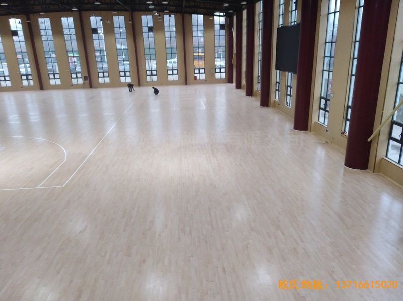 河南新密市体育发展中心体育地板铺设案例