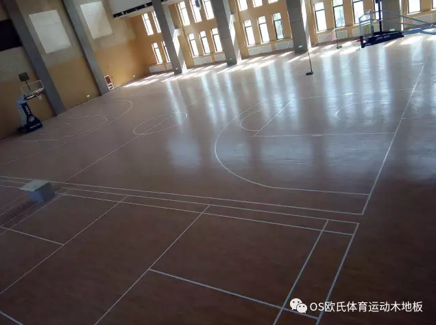 淄博市桓台县城南学校体育馆木地板案例3
