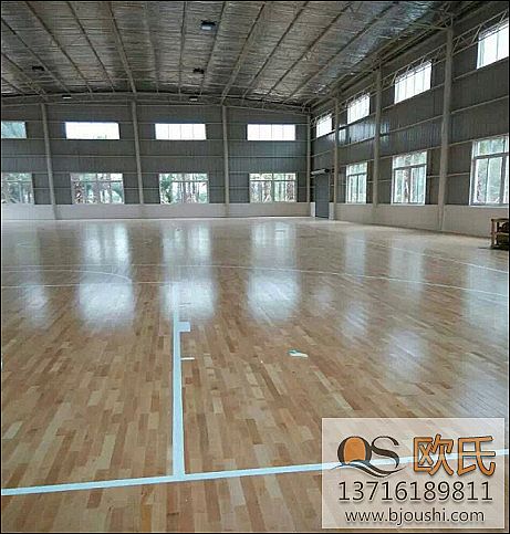 篮球馆木地板枫木面板施工案例